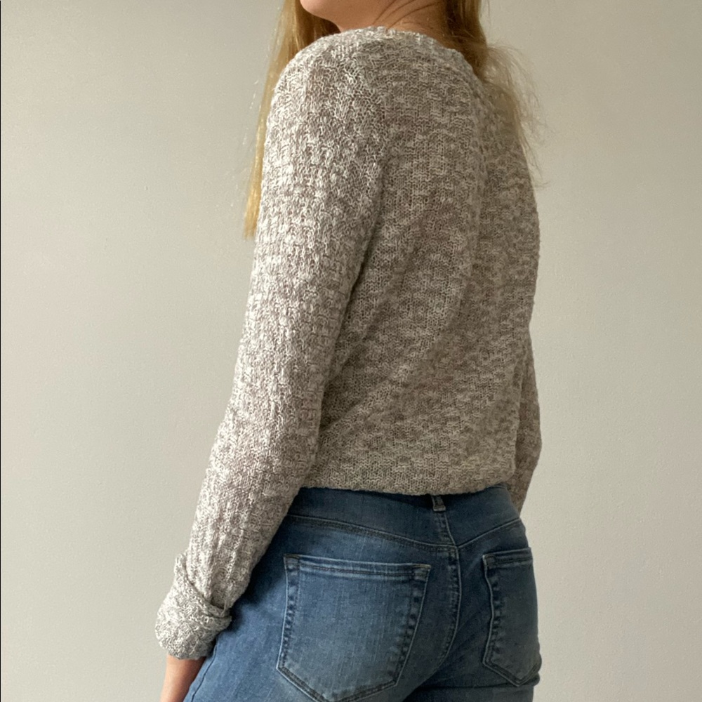 gray sweater - Picture 2 of 5